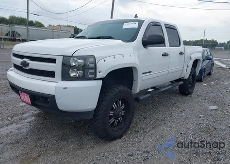 2010 Chevrolet Silverado 1500 Lt из США, поврежденный, VIN 3GCRKSE33AG221105